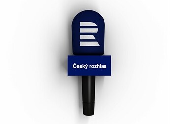 Koledníci Tříkrálové sbírky v Jindřichově Hradci žehnají lidem v domácnostech i kancelářích