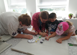 Výroba středověkého oblečení