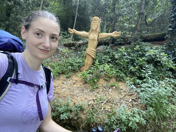 Karolína Píchová a dřevěný Kristus